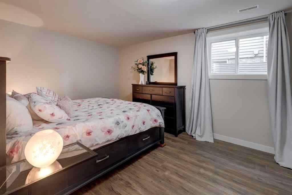 MLS® # A2270683 - 33 Willowbrook Crescent NW in Willowbrook Airdrie, Residential Open Houses