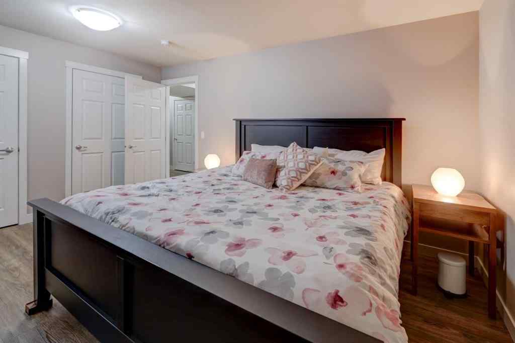 MLS® # A2270683 - 33 Willowbrook Crescent NW in Willowbrook Airdrie, Residential Open Houses