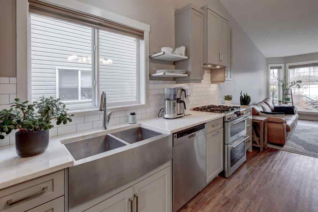 MLS® # A2270683 - 33 Willowbrook Crescent NW in Willowbrook Airdrie, Residential Open Houses