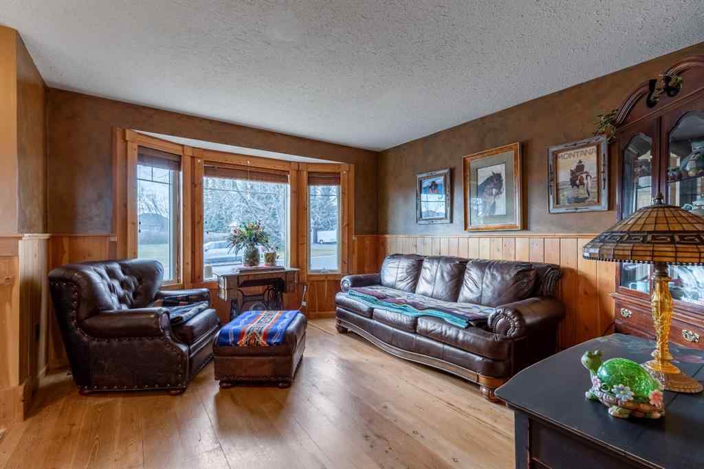 MLS&reg; # A2270687 - 583 8 Avenue W in NONE Cardston, Residential Open Houses