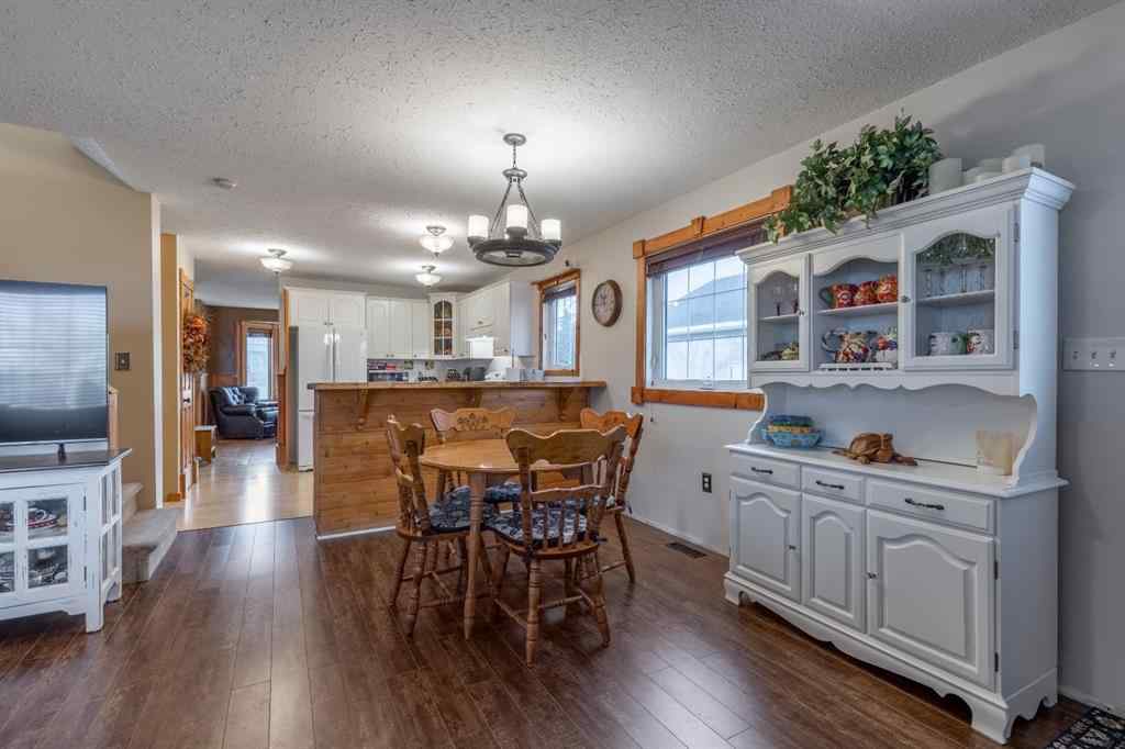 MLS&reg; # A2270687 - 583 8 Avenue W in NONE Cardston, Residential Open Houses