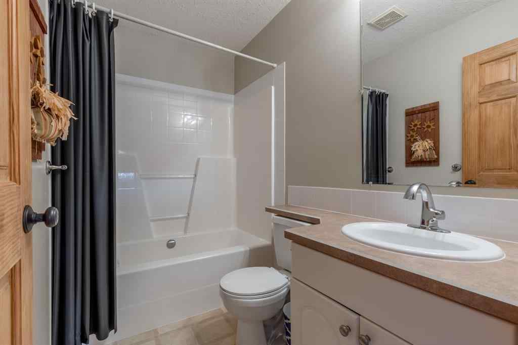 MLS&reg; # A2270687 - 583 8 Avenue W in NONE Cardston, Residential Open Houses