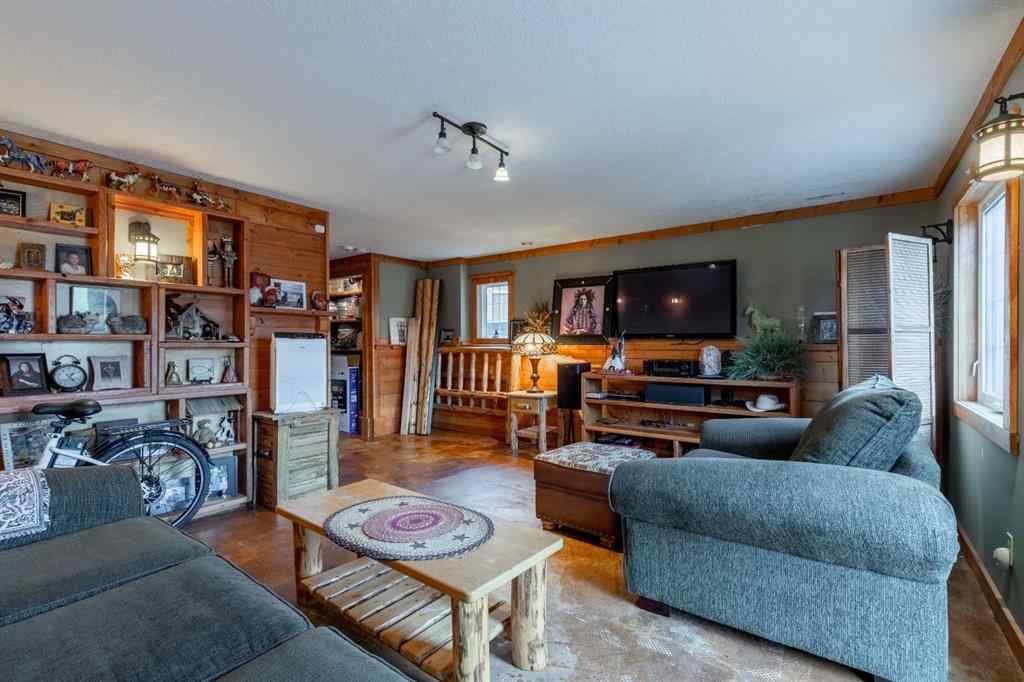 MLS&reg; # A2270687 - 583 8 Avenue W in NONE Cardston, Residential Open Houses