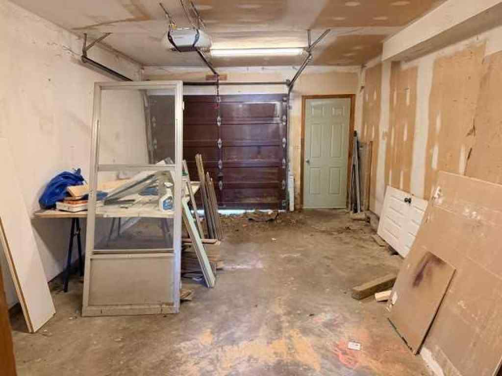 MLS&reg; # A2270690 - 14 Eagle Road  in Fairway Heights Lacombe, Residential Open Houses