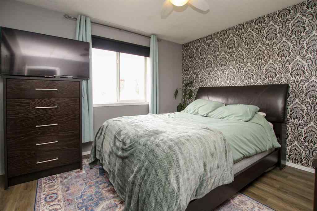 MLS&reg; # A2270692 - 56 Kentwood Drive  in Kingsgate Red Deer, Residential Open Houses