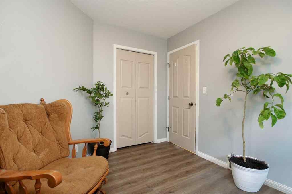 MLS&reg; # A2270692 - 56 Kentwood Drive  in Kingsgate Red Deer, Residential Open Houses