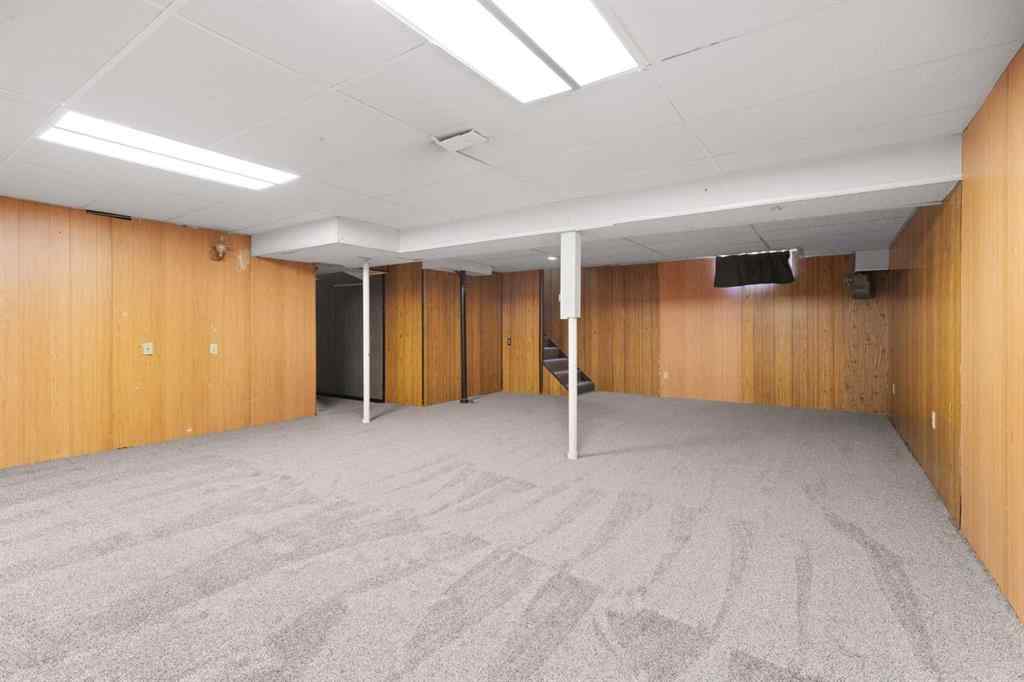 MLS&reg; # A2270693 - 898 13 Street NE in Northeast Crescent Heights Medicine Hat, Residential Open Houses