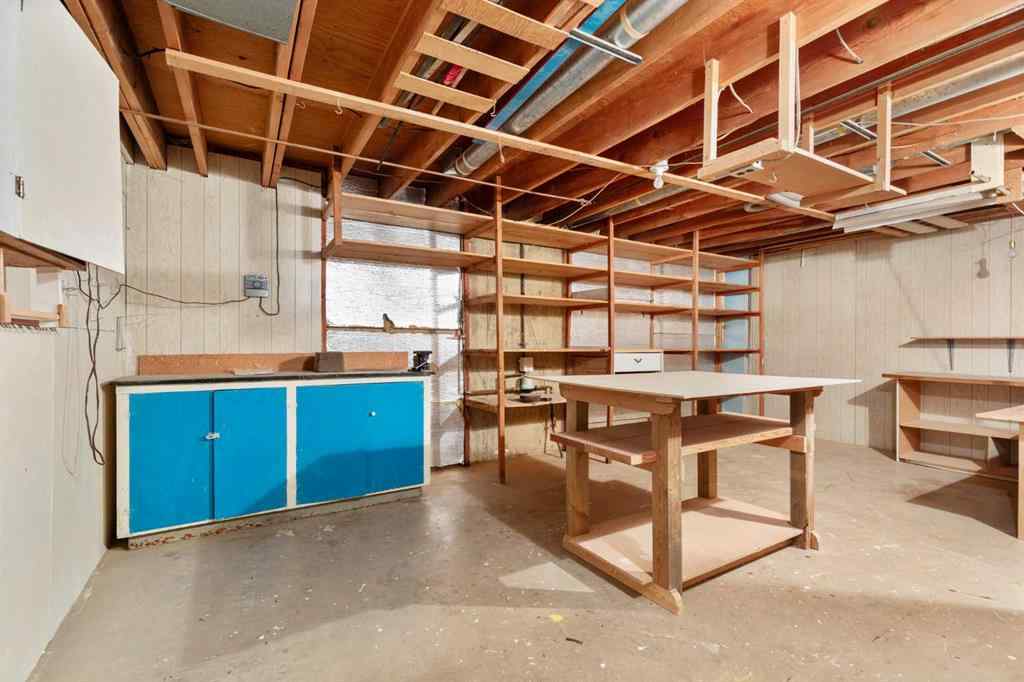 MLS&reg; # A2270693 - 898 13 Street NE in Northeast Crescent Heights Medicine Hat, Residential Open Houses