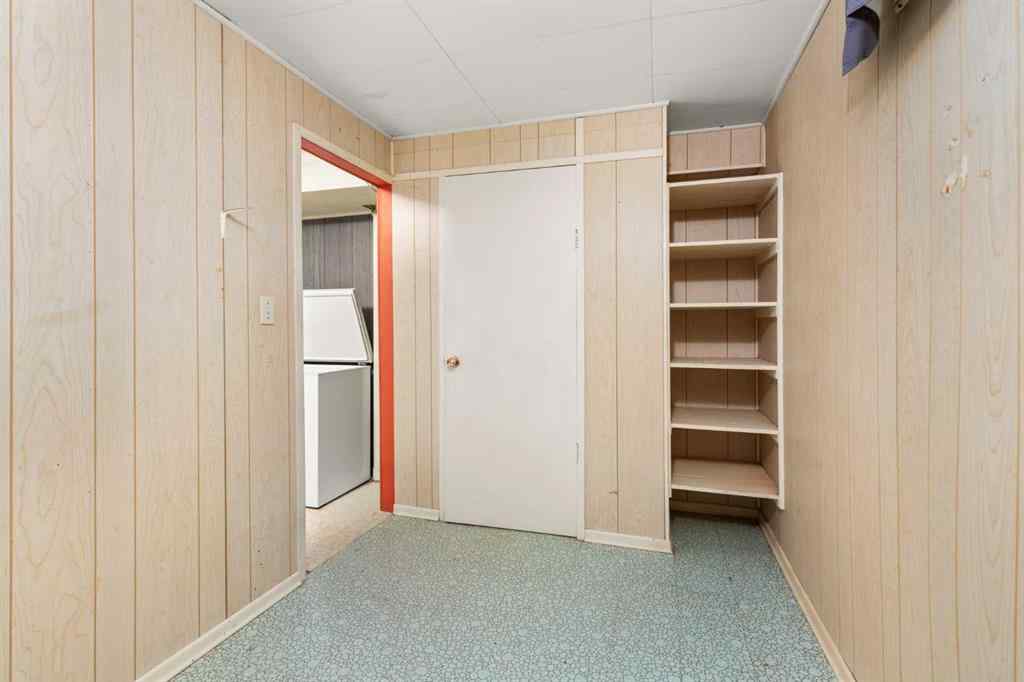 MLS&reg; # A2270693 - 898 13 Street NE in Northeast Crescent Heights Medicine Hat, Residential Open Houses