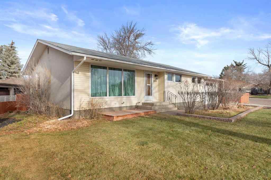 MLS&reg; # A2270693 - 898 13 Street NE in Northeast Crescent Heights Medicine Hat, Residential Open Houses