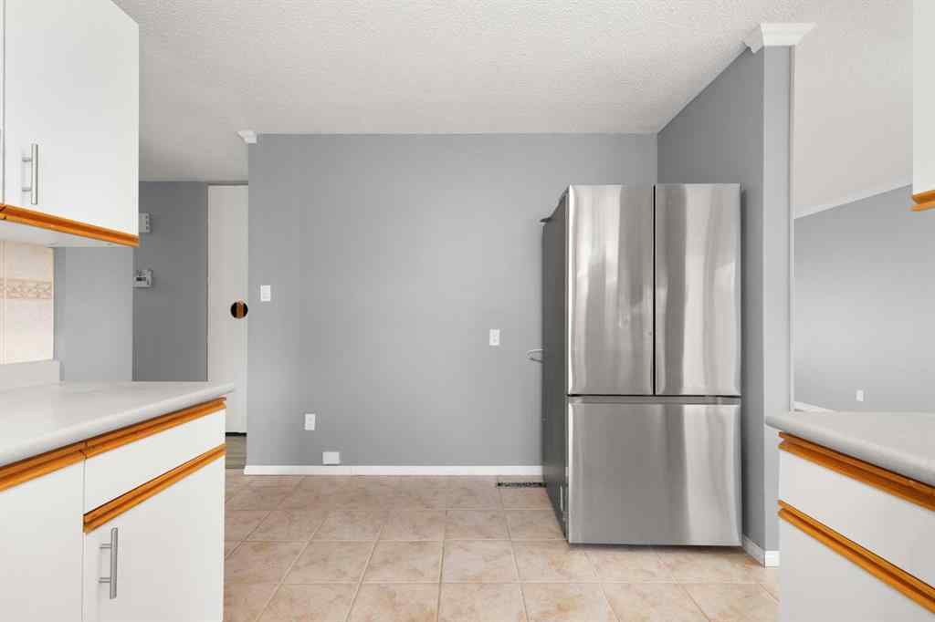 MLS&reg; # A2270693 - 898 13 Street NE in Northeast Crescent Heights Medicine Hat, Residential Open Houses