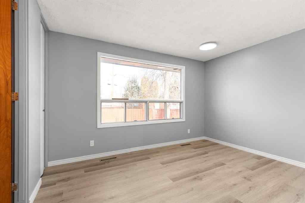 MLS&reg; # A2270693 - 898 13 Street NE in Northeast Crescent Heights Medicine Hat, Residential Open Houses