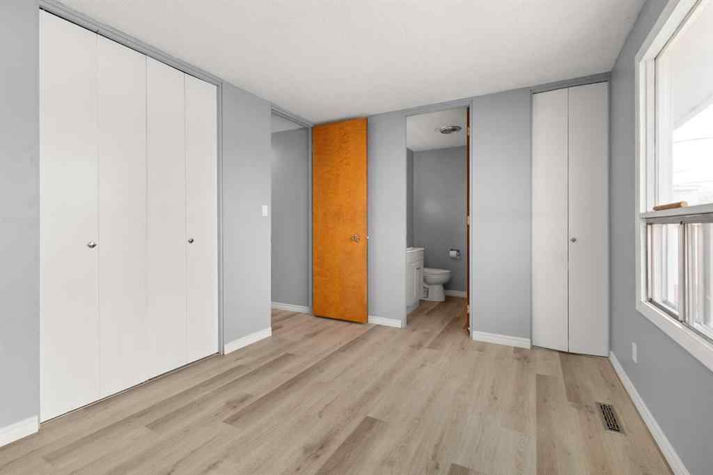 MLS&reg; # A2270693 - 898 13 Street NE in Northeast Crescent Heights Medicine Hat, Residential Open Houses