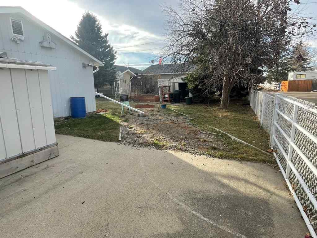 MLS&reg; # A2270694 - 524 51 Avenue W in NONE Claresholm, Residential Open Houses