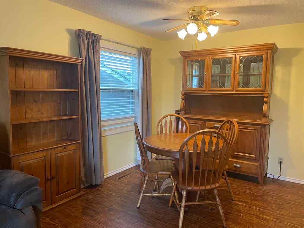 MLS&reg; # A2270694 - 524 51 Avenue W in NONE Claresholm, Residential Open Houses