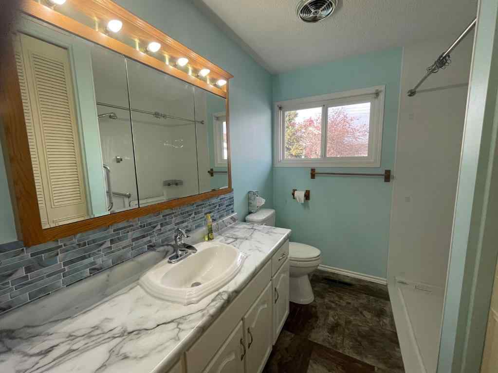 MLS&reg; # A2270694 - 524 51 Avenue W in NONE Claresholm, Residential Open Houses