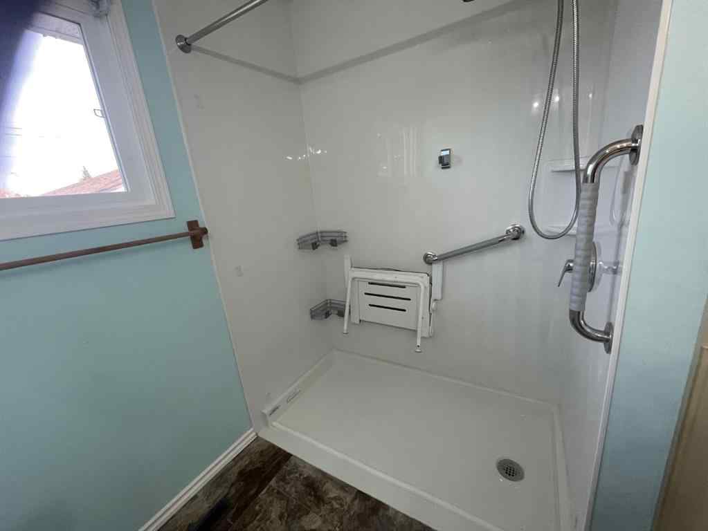 MLS&reg; # A2270694 - 524 51 Avenue W in NONE Claresholm, Residential Open Houses