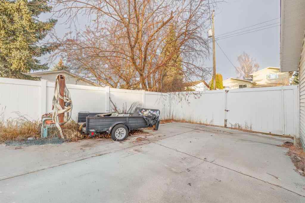 MLS® A2270696 - 312 Queensland Road SE in Queensland Calgary, Residential