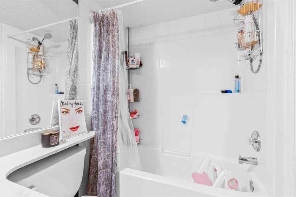 MLS&reg; # A2270701 - Unit #102 139 26 Avenue NW in Tuxedo Park Calgary, Residential Open Houses