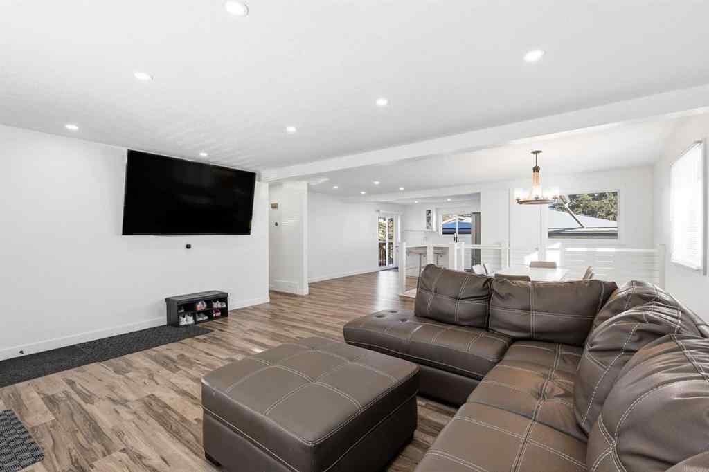 MLS&reg; # A2270702 - 69 Harrow Crescent SW in Haysboro Calgary, Residential Open Houses