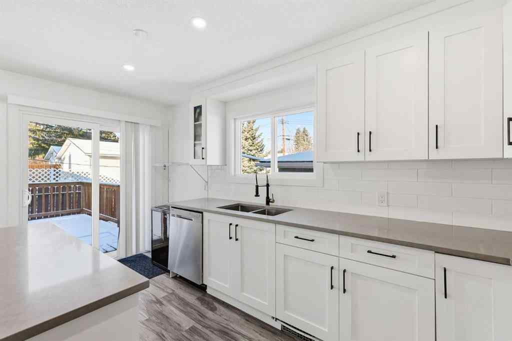 MLS&reg; # A2270702 - 69 Harrow Crescent SW in Haysboro Calgary, Residential Open Houses