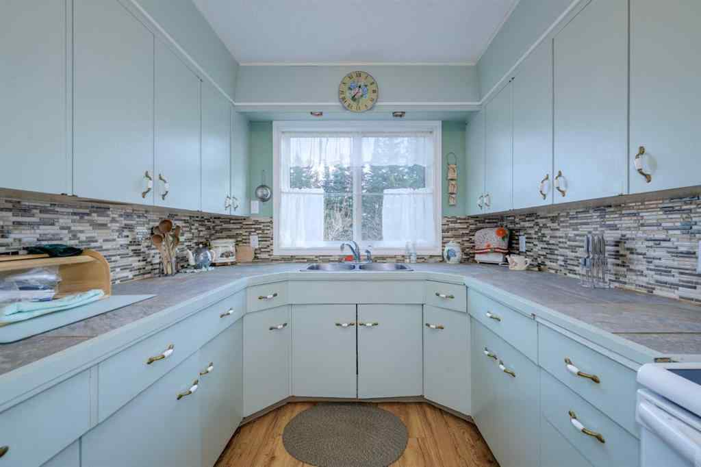 MLS&reg; # A2270703 - 4729 54 Avenue  in NONE Rimbey, Residential Open Houses