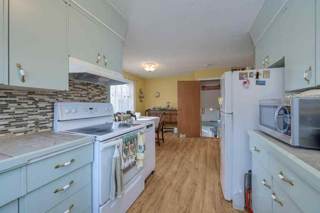 MLS&reg; # A2270703 - 4729 54 Avenue  in NONE Rimbey, Residential Open Houses