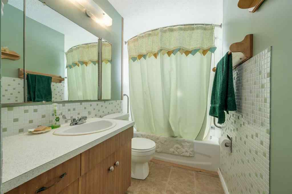 MLS&reg; # A2270703 - 4729 54 Avenue  in NONE Rimbey, Residential Open Houses