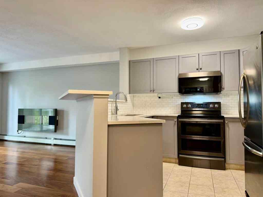 MLS&reg; # A2270708 - Unit #1212 2518 Fish Creek Boulevard SW in Evergreen Calgary, Residential Open Houses