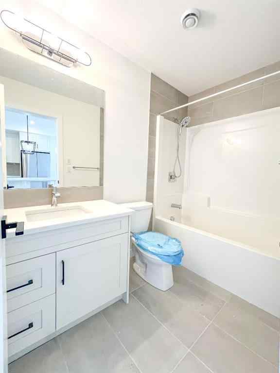 MLS&reg; # A2270709 - Unit #7409 1802 Mahogany Boulevard SE in Mahogany Calgary, Rental Open Houses