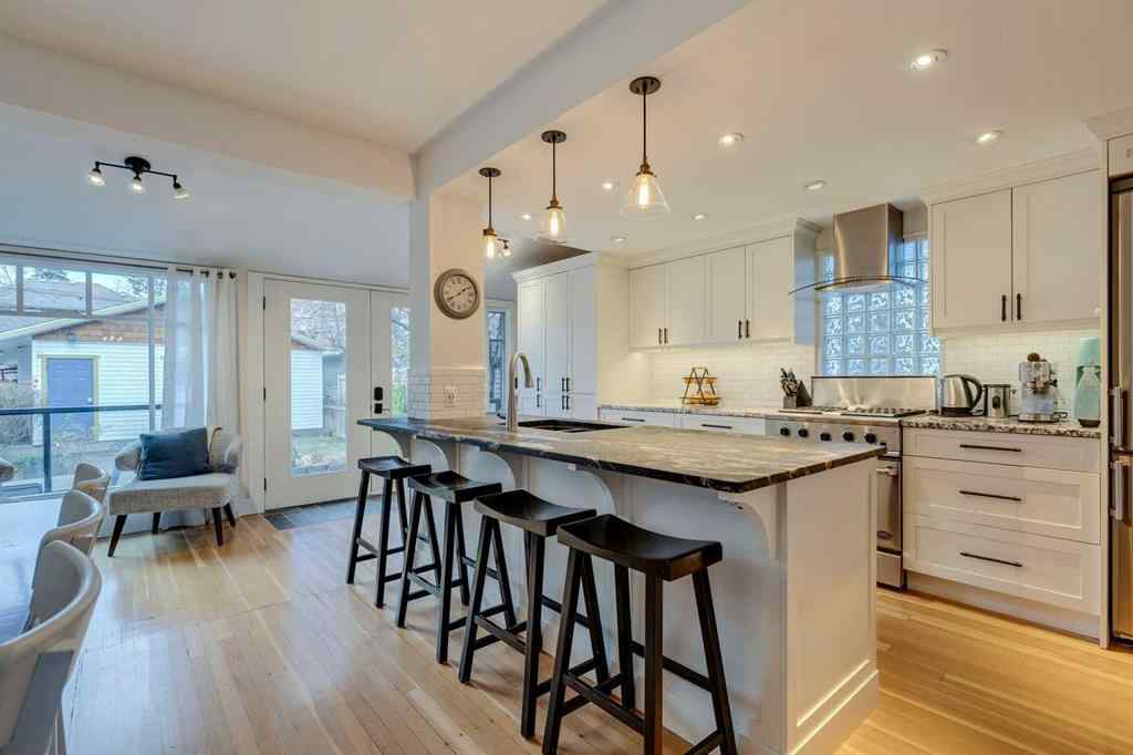 MLS® # A2270710 - 3019 4 Street SW in Rideau Park Calgary, Residential Open Houses