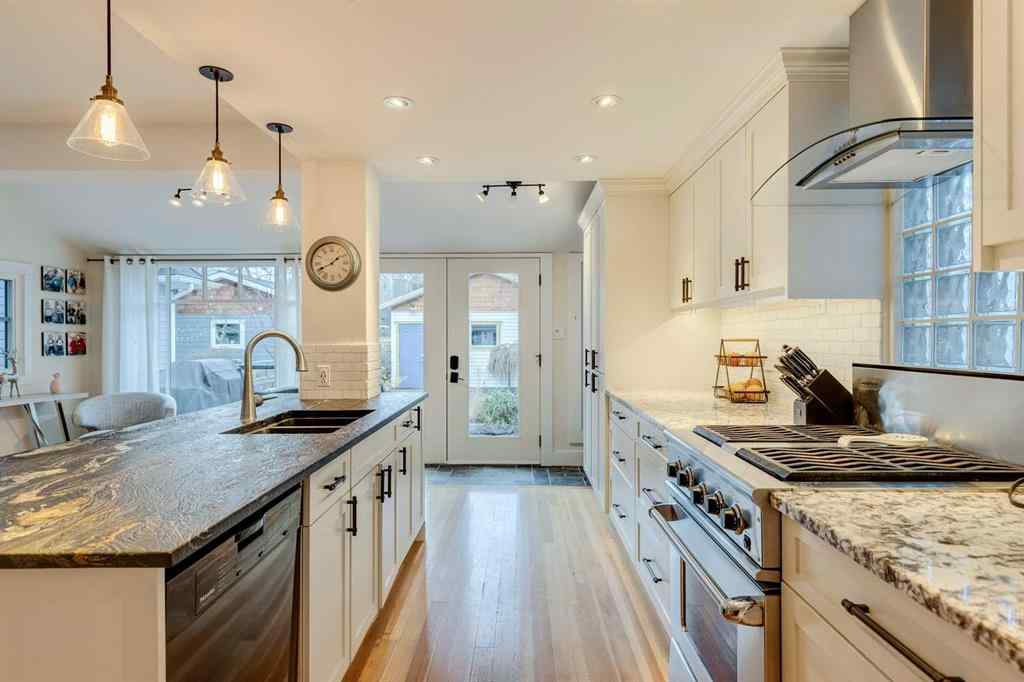 MLS® # A2270710 - 3019 4 Street SW in Rideau Park Calgary, Residential Open Houses