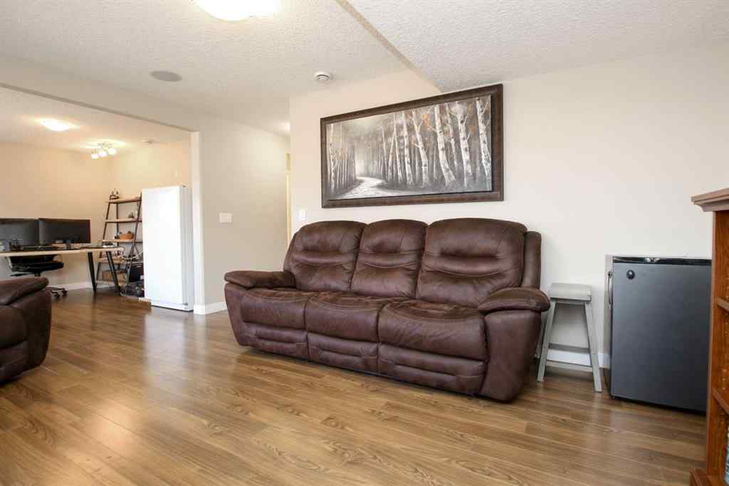 MLS&reg; # A2270715 - 5825 Panorama Drive  in Panorama Estates Blackfalds, Residential Open Houses