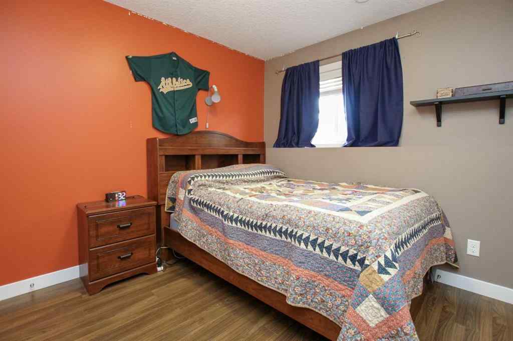 MLS&reg; # A2270715 - 5825 Panorama Drive  in Panorama Estates Blackfalds, Residential Open Houses