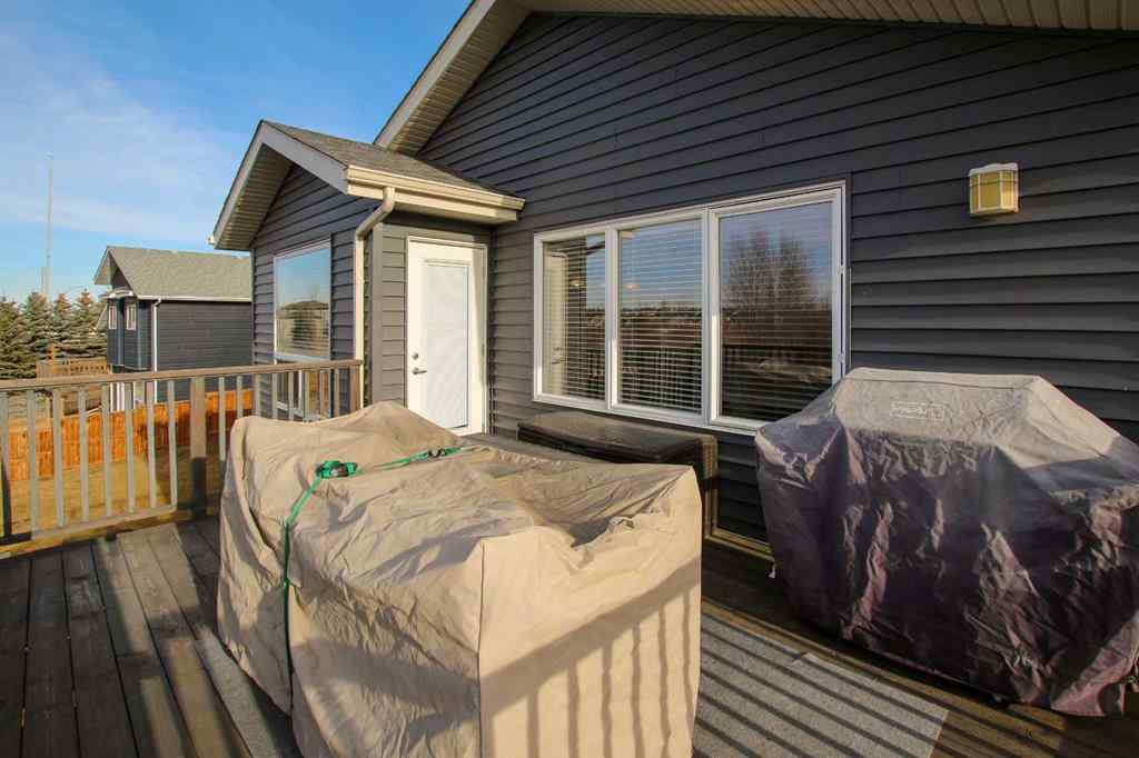 MLS&reg; # A2270715 - 5825 Panorama Drive  in Panorama Estates Blackfalds, Residential Open Houses