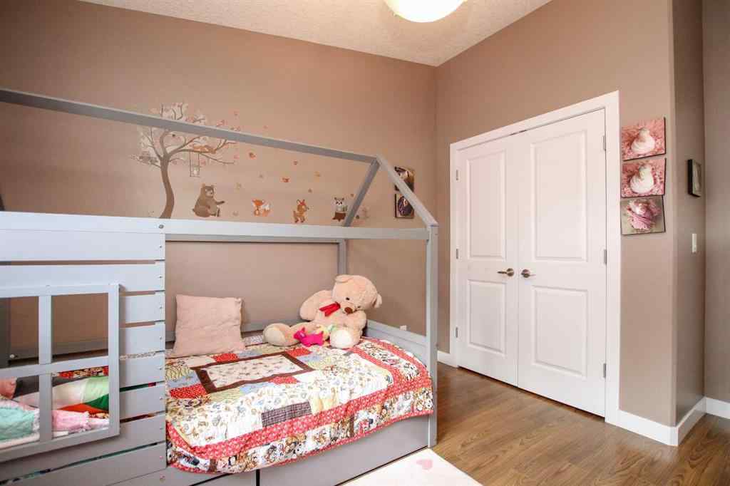 MLS&reg; # A2270715 - 5825 Panorama Drive  in Panorama Estates Blackfalds, Residential Open Houses