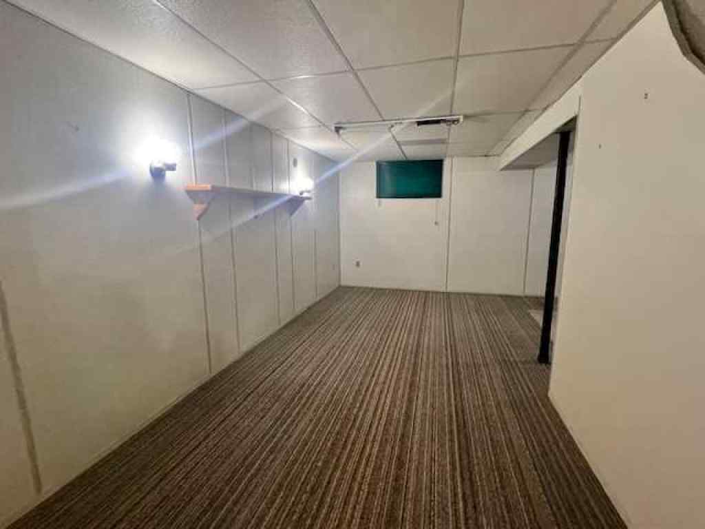 MLS&reg; # A2270717 - 4913 47 Avenue  in Forestburg Forestburg, Residential Open Houses