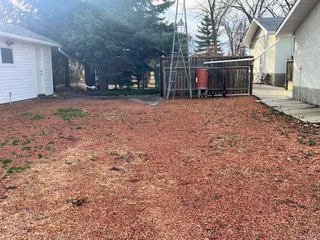 MLS&reg; # A2270717 - 4913 47 Avenue  in Forestburg Forestburg, Residential Open Houses