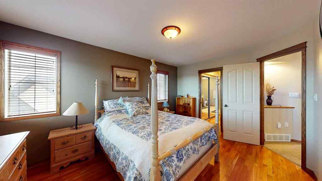 MLS&reg; # A2270718 - 443 East 9 Avenue  in NONE Dunmore, Residential Open Houses