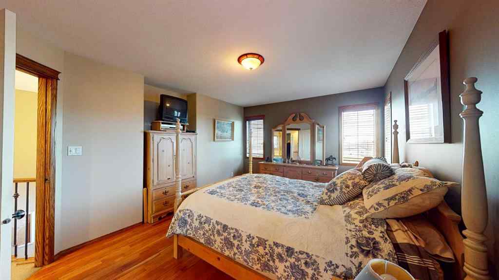 MLS&reg; # A2270718 - 443 East 9 Avenue  in NONE Dunmore, Residential Open Houses