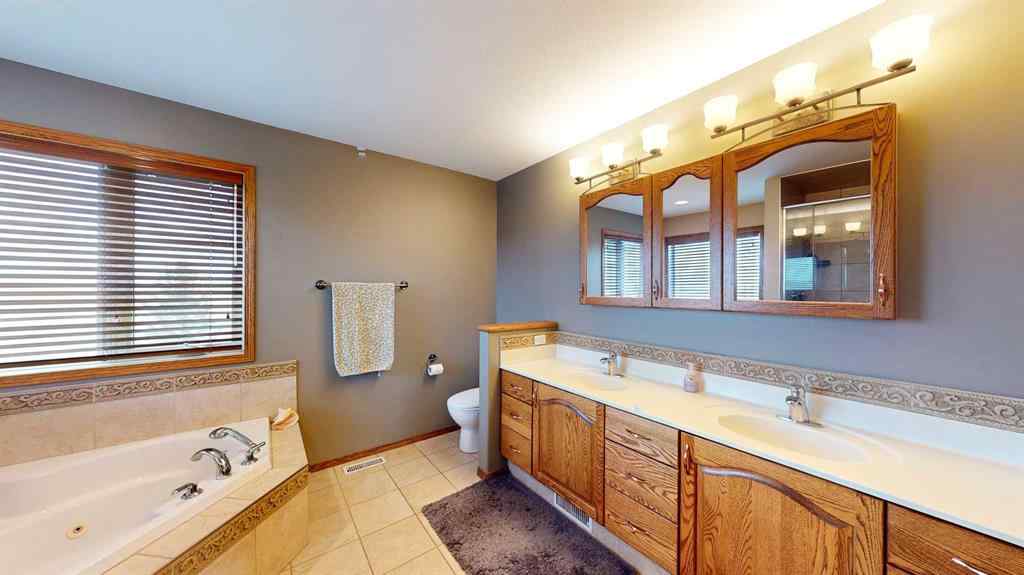 MLS&reg; # A2270718 - 443 East 9 Avenue  in NONE Dunmore, Residential Open Houses