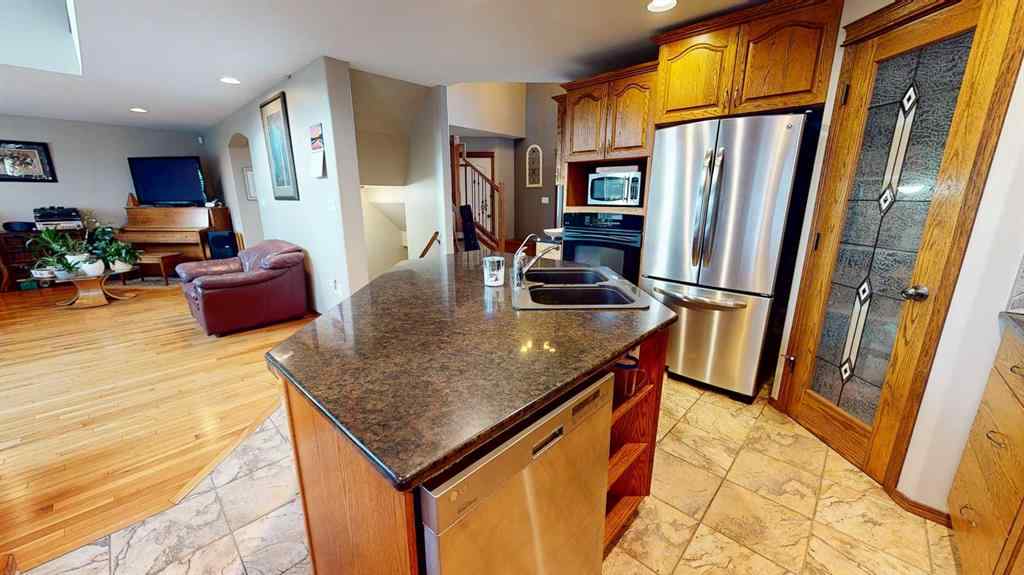 MLS&reg; # A2270718 - 443 East 9 Avenue  in NONE Dunmore, Residential Open Houses