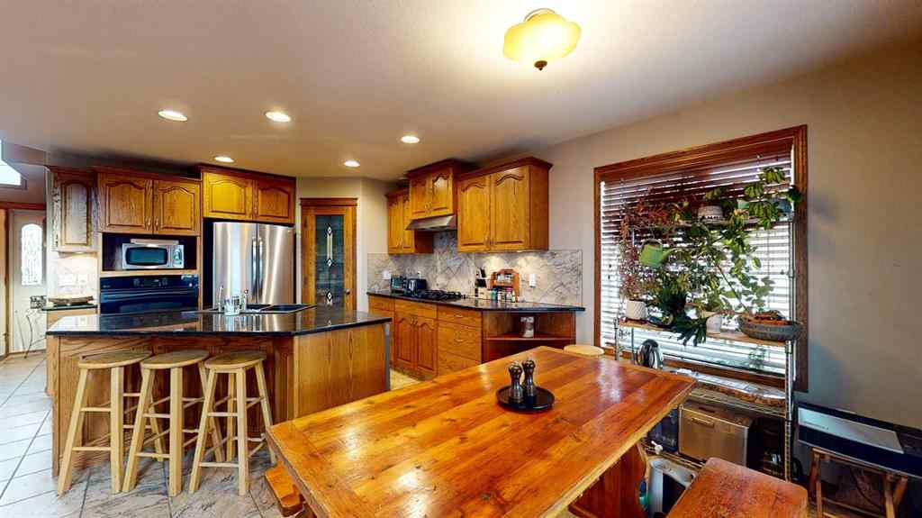 MLS&reg; # A2270718 - 443 East 9 Avenue  in NONE Dunmore, Residential Open Houses