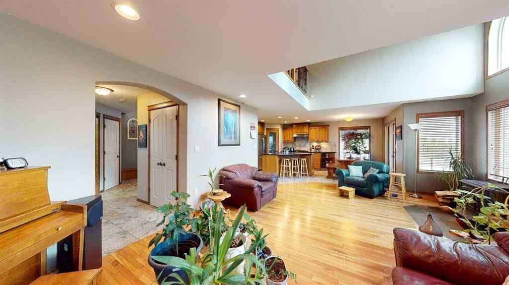 MLS&reg; # A2270718 - 443 East 9 Avenue  in NONE Dunmore, Residential Open Houses