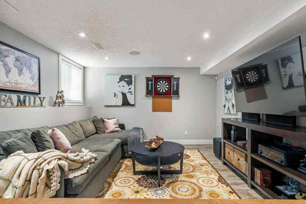 MLS® A2270722 - 276 Edenwold Drive NW in Edgemont Calgary, Residential