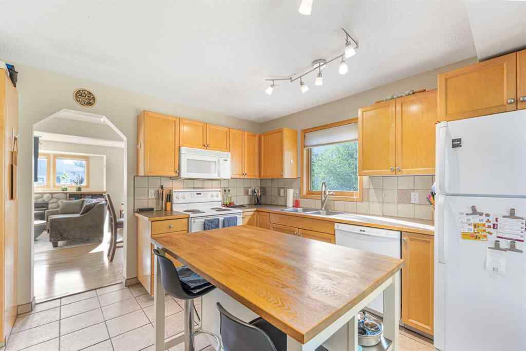 MLS® A2270724 - 651 Killarney Glen Court SW in Killarney/Glengarry Calgary, Residential