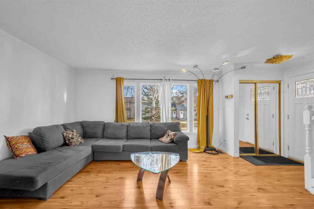 MLS® A2270725 - 172 Templehill Drive NE in Temple Calgary, Residential