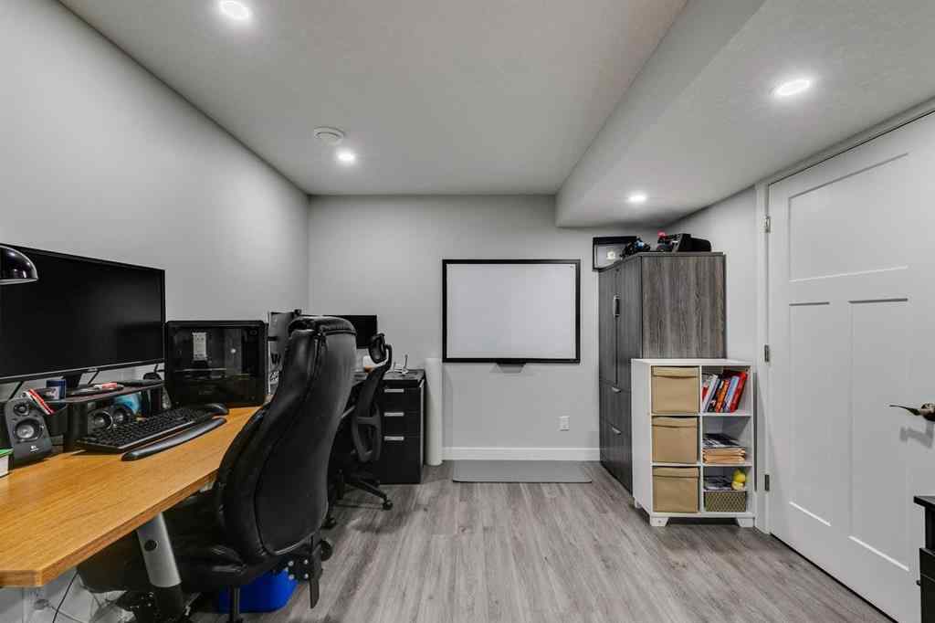 MLS&reg; # A2270746 - 429 South Point Glen SW in South Point Airdrie, Residential Open Houses