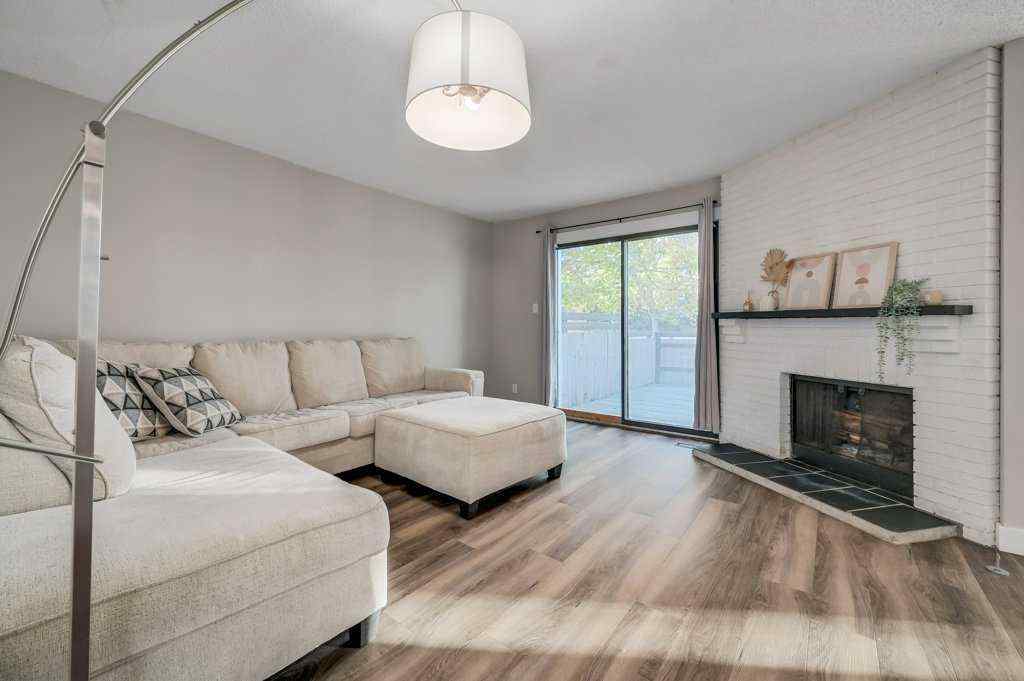 MLS® # A2270754 - Unit #24 2210 Oakmoor Drive SW in Palliser Calgary, Residential Open Houses