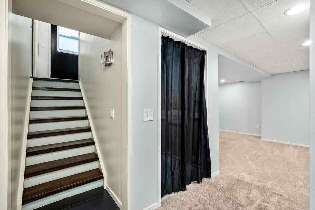 MLS&reg; # A2270772 - 588 Strathcona Drive SW in Strathcona Park Calgary, Residential Open Houses